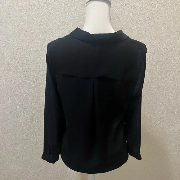 H&M Button Up Blouse - Picture 3 of 5